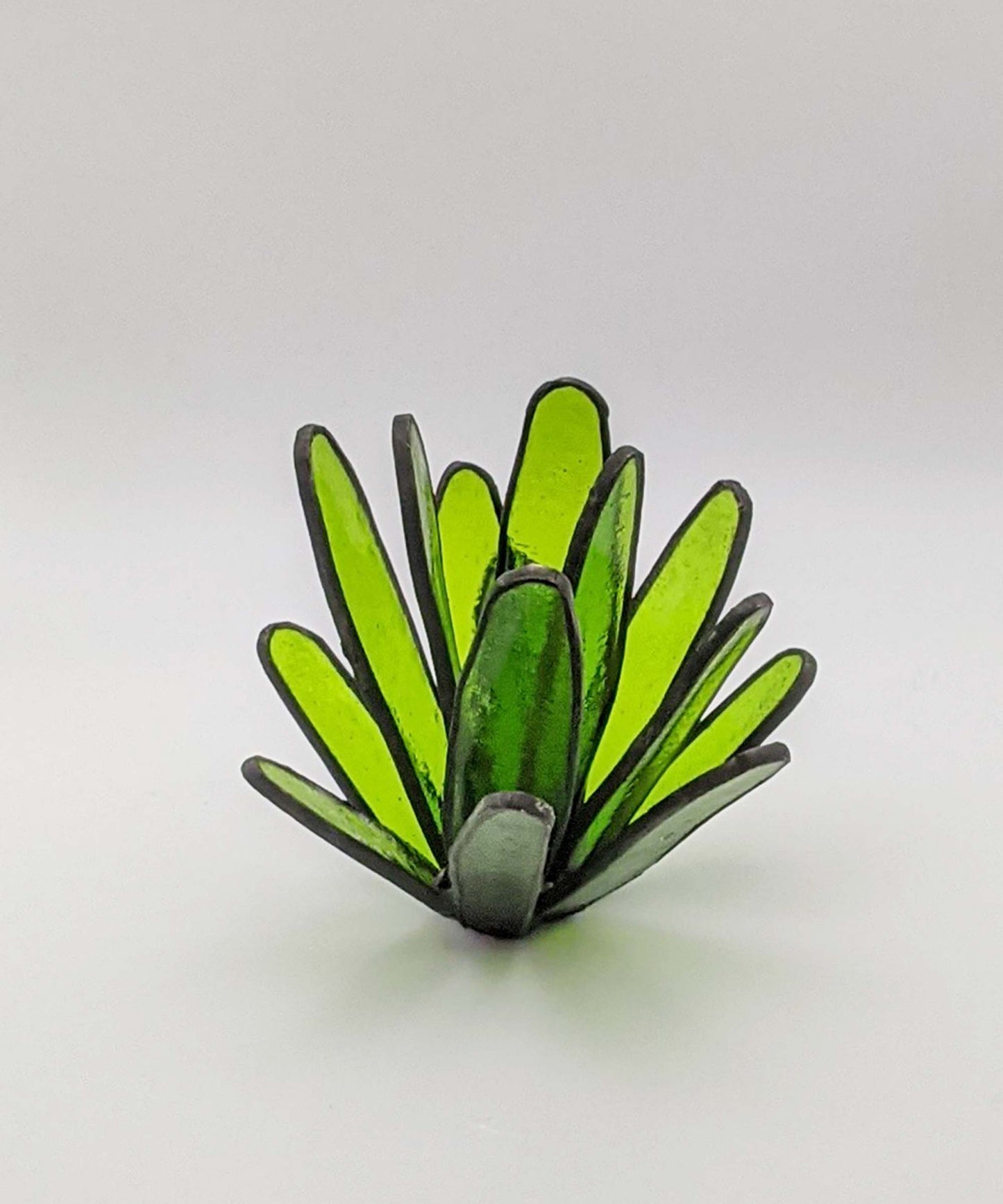 3D Narrow Leaf Succulent TUTORIAL, stained glass pattern